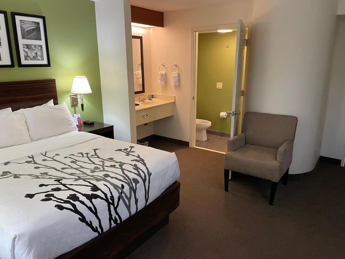 Sleep Inn Raleigh Durham Airport Buitenkant foto