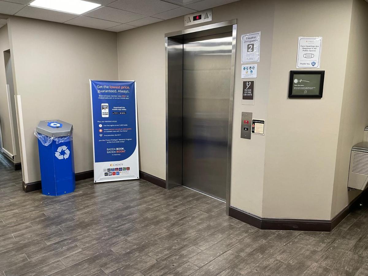 Sleep Inn Raleigh Durham Airport Buitenkant foto
