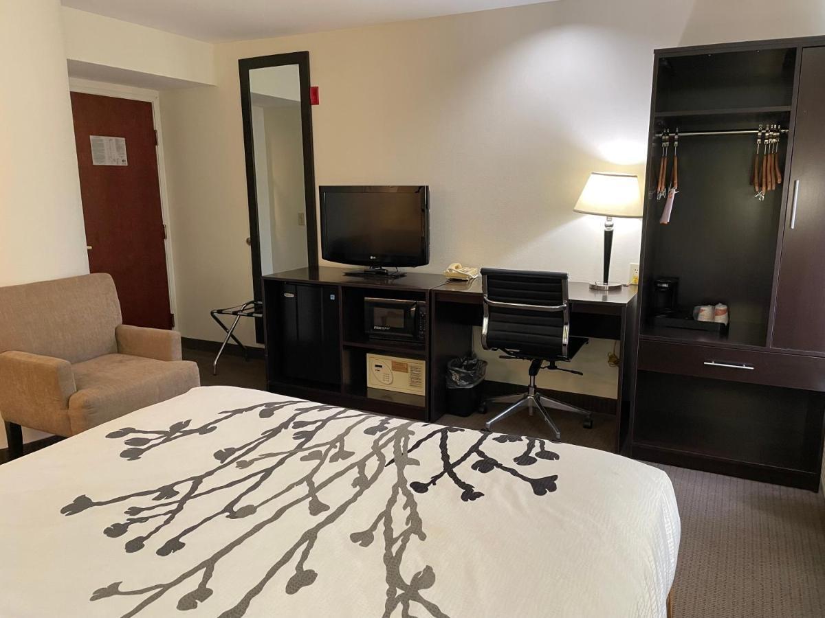 Sleep Inn Raleigh Durham Airport Buitenkant foto